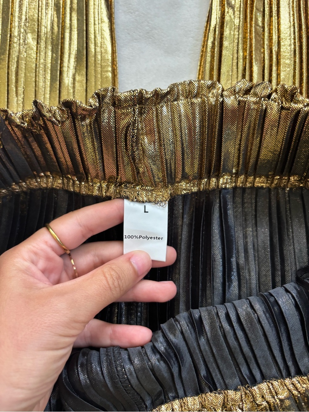 Metallic Gold Pleated High Waist Wide-Leg Palazzo Pants - Picture 4 of 5